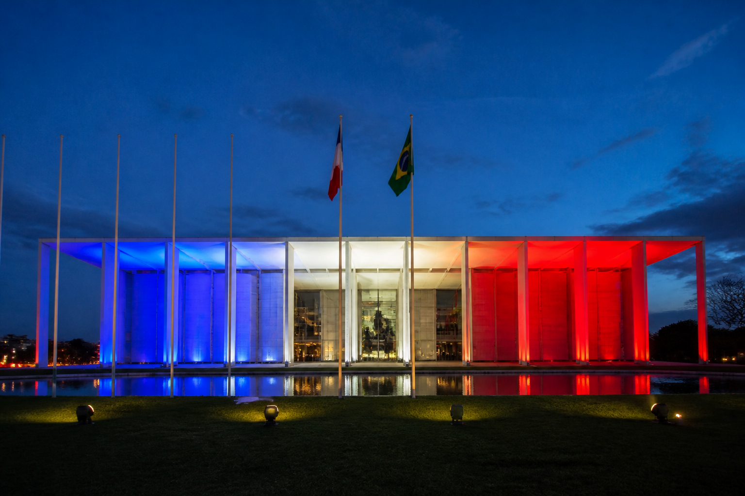 Corpo Diplomático em Brasília celebra o Dia Nacional da França com foco em cooperação…